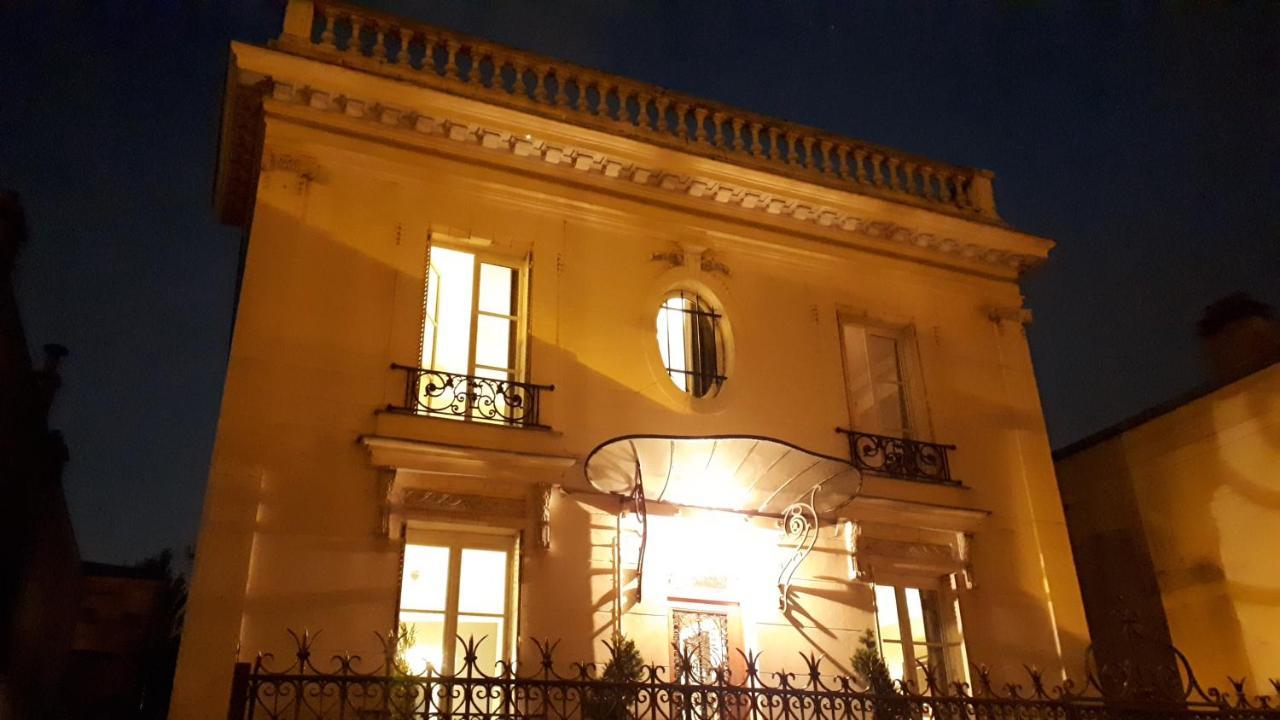 Villa Bon Accueil Neuilly-Plaisance Exteriör bild