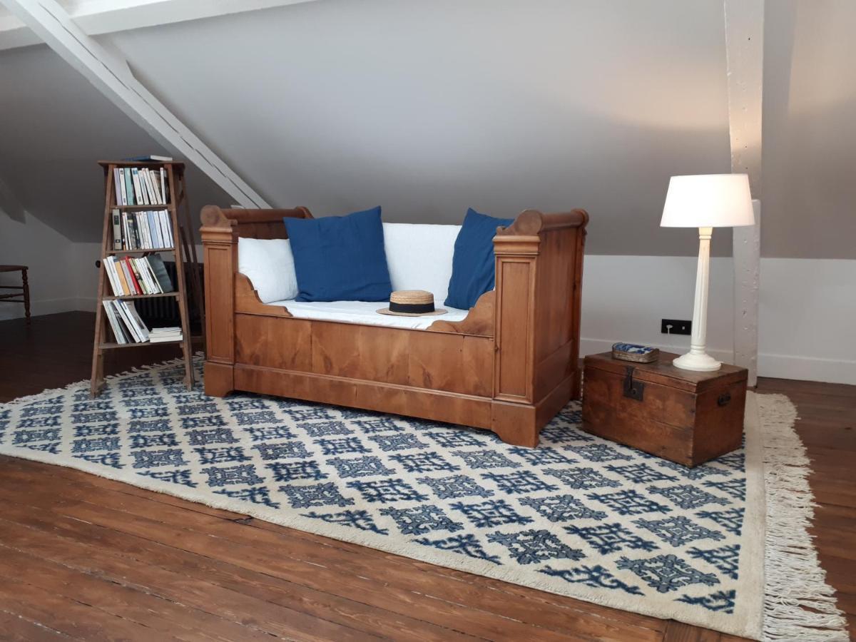 Villa Bon Accueil Neuilly-Plaisance Exteriör bild