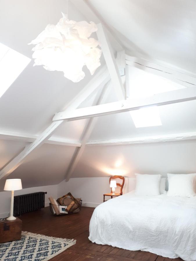 Villa Bon Accueil Neuilly-Plaisance Exteriör bild